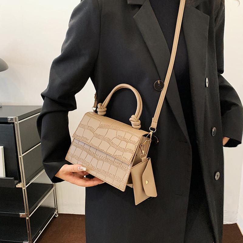 Fashion Crocodile Pattern Shoulder Bag Large Capacity Crossbody Bag for Women Versatile Handbag Square Messenger Bag with Small Purse ARI