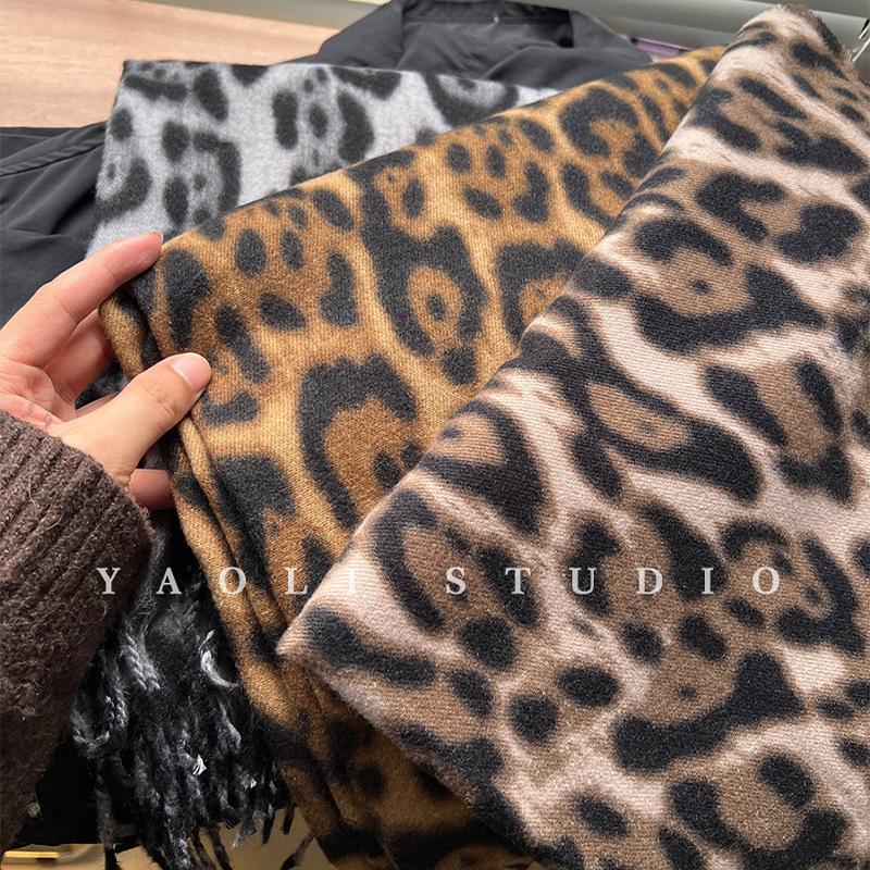 Couple Autumn and Winter Korean Style Warm and Cold proof Tassel Shawl and Scarf for Women