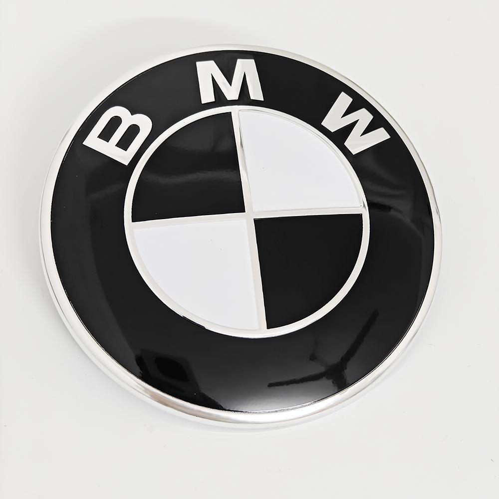 2026 Hot 1/2Pcs For BMW E46 E90 F30 F10 F20 G20 E87 E63 E60 F01 F02 G14 74mm 82mm Car Front Hood Emblem Trunk Rear badge logo Accessorie CVB2