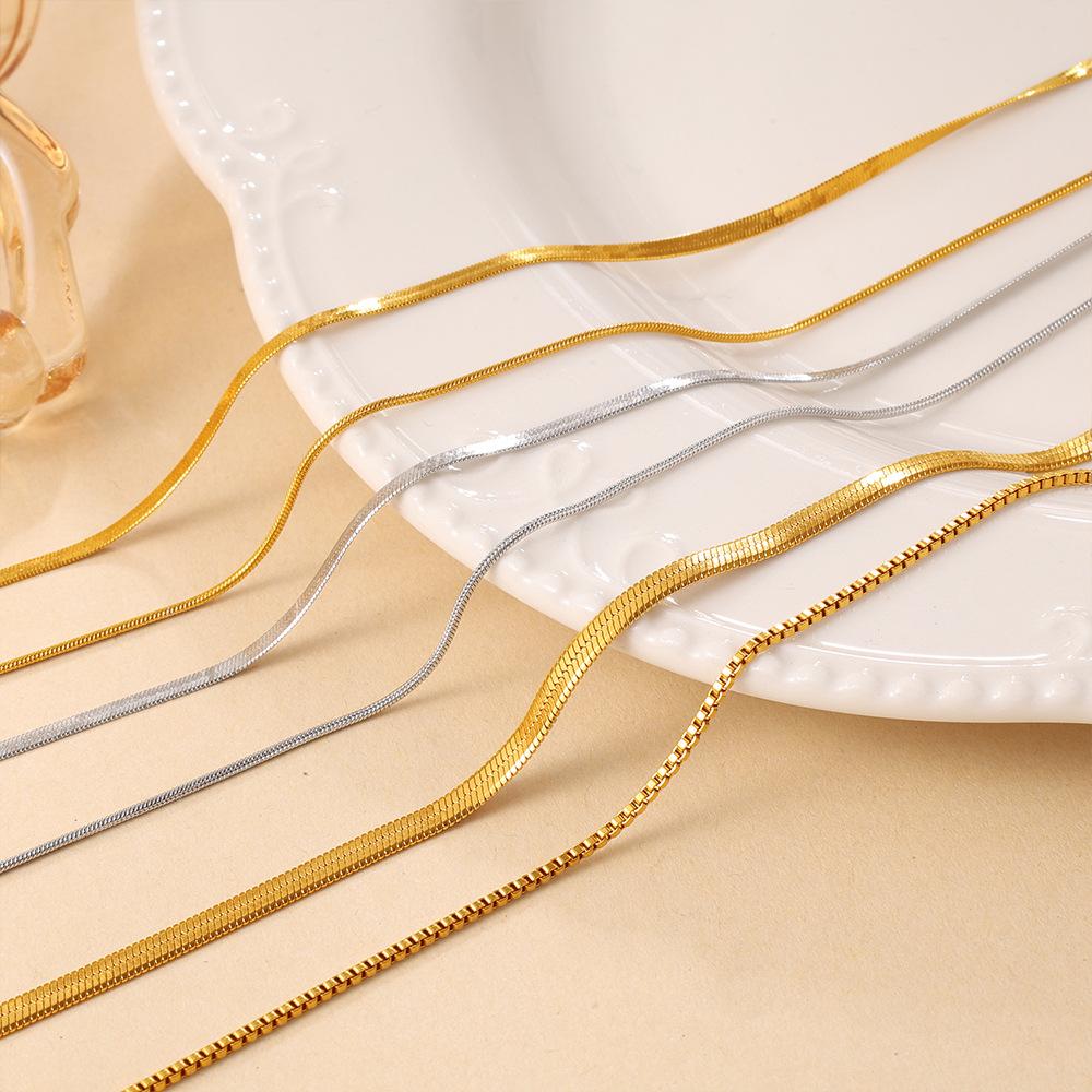 Niche Simple Double-Layer Stacked Blades With Stainless Steel Temperament Versatile And Non-Fading Collarbone Chain