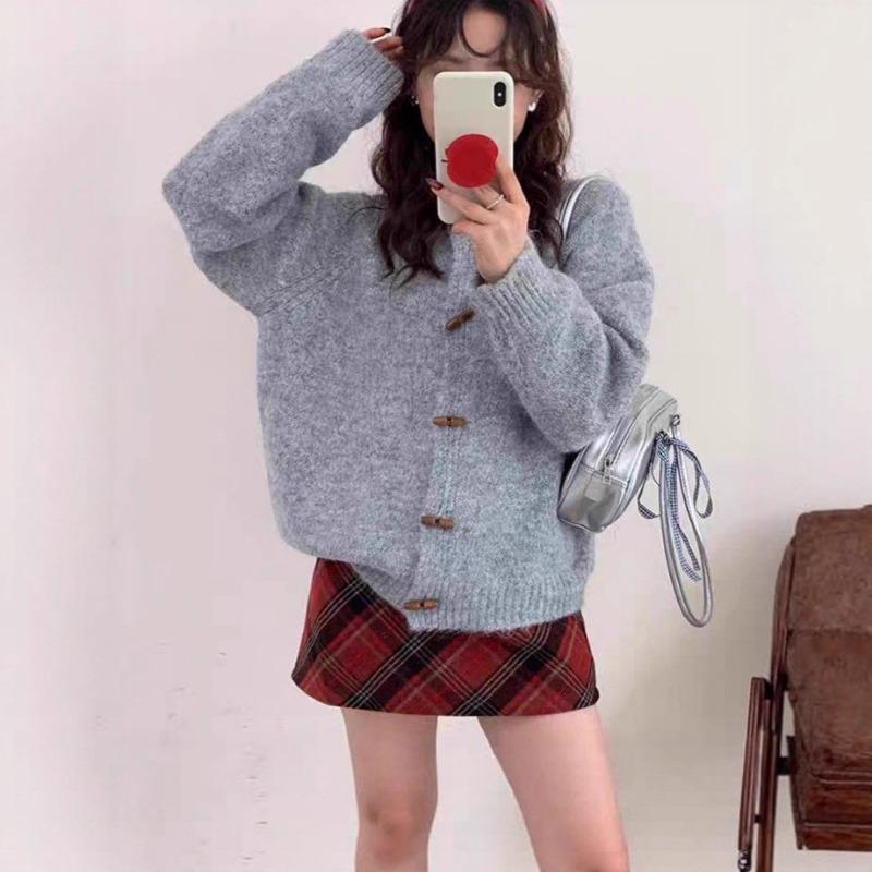 Autumn New Women's Clothing Round Neck Horn Buckle Knitted Cardigan Loose Soft Waxy Versatile Sweater Women's Top Coat