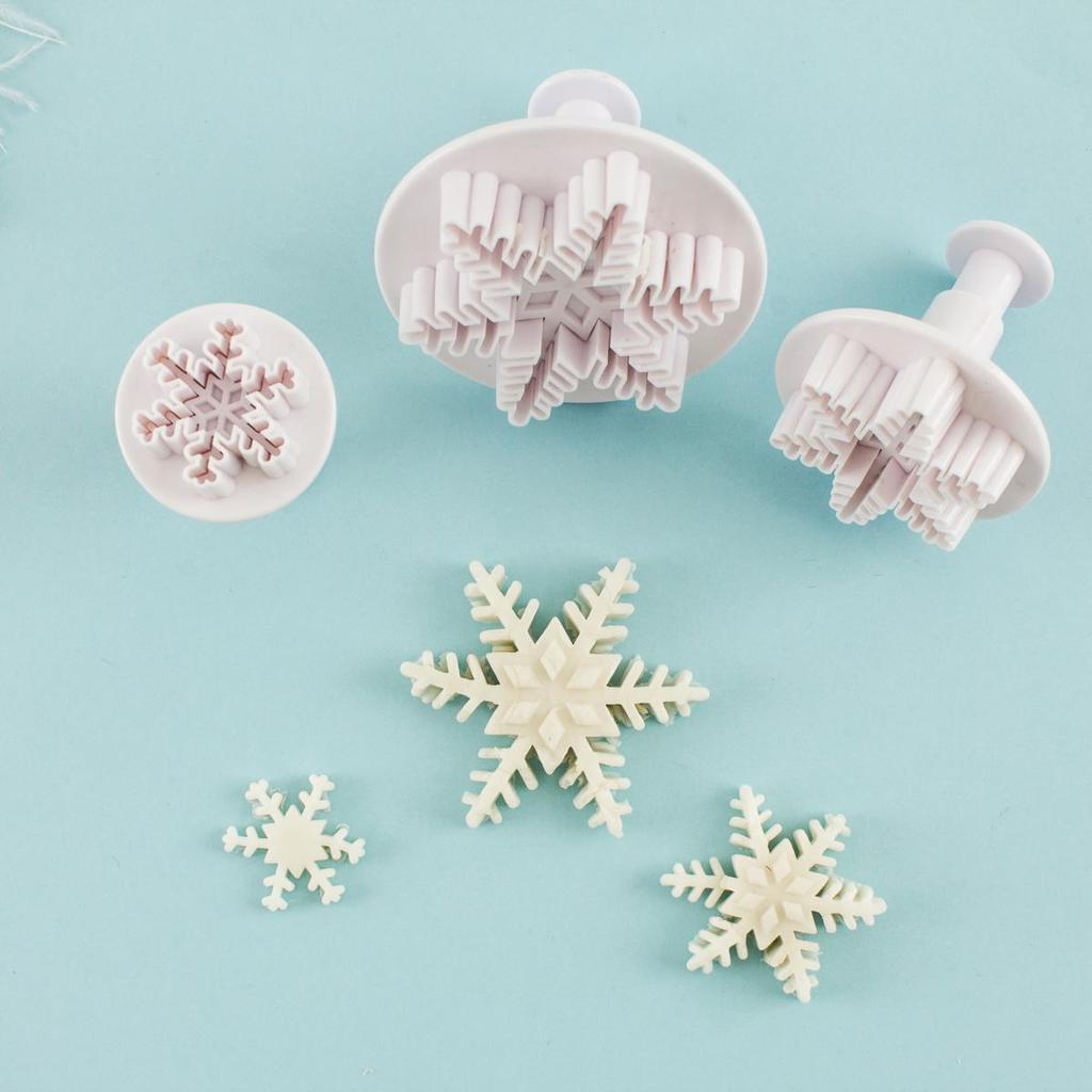 Silicone Snowflake Fondant and Cookie Cutter Mold for Christmas Decorations