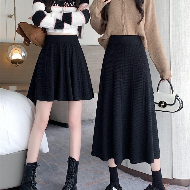 Autumn/Winter Short Skirt Knitted Half Length Skirt High Waist A-line Umbrella Skirt