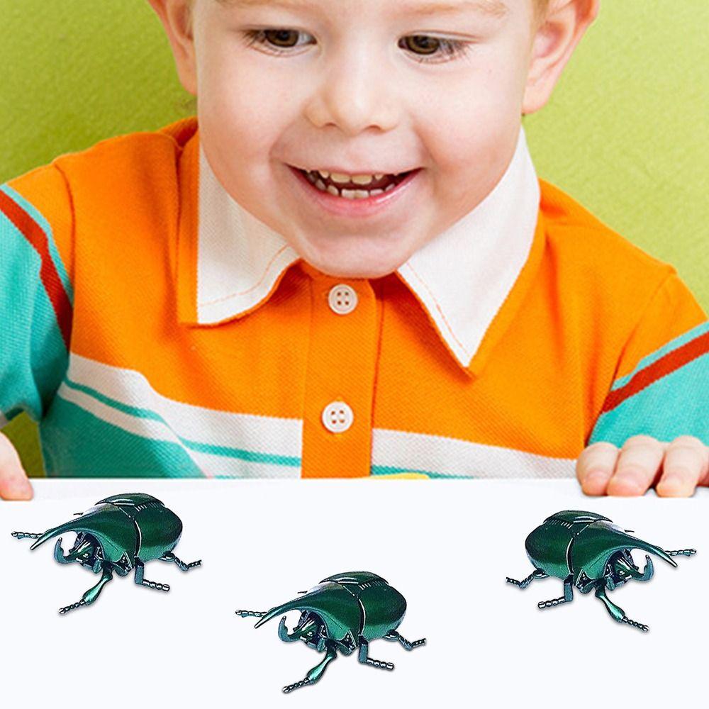 

Gold/Green Wind Up Beetle Toys Cartoon Classic Children зелений