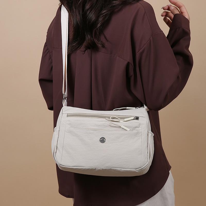 Multi-Layer Shoulder Bag Lightweight Crossbody Bag Solid Color Commuter Women's Bag