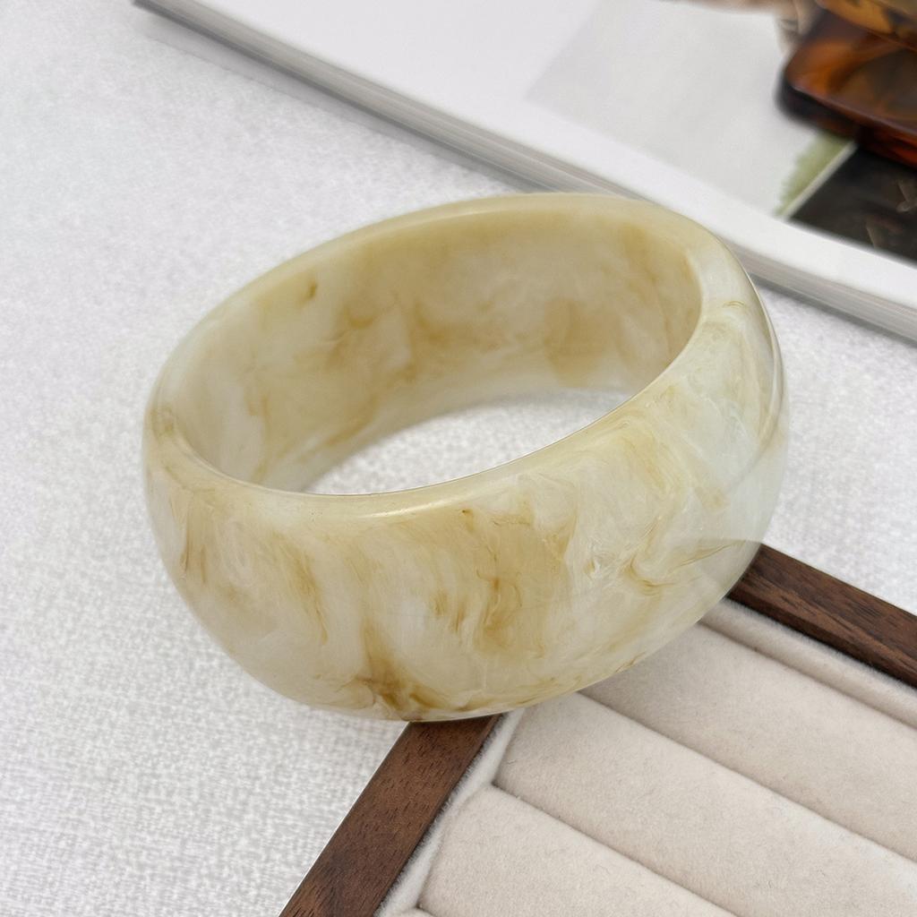 Vintage Brown Stretchy Resin Cuff Charms Bracelets Bangles For Women Acrylic Wide Open Wrist Elastic Geometric Bangle Pulseras