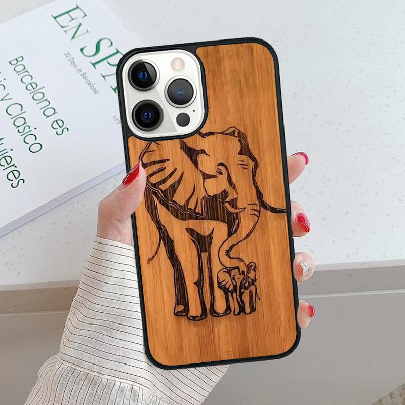 Bamboo Wooden ANIMALS Phone Case For iPhone 17 Air 15 16 16e 14 13 Pro Max Coque 12 11 Pro Max PLUS fundas cover