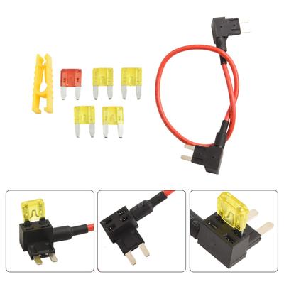 Accessori elettronici per auto – Cavi auto, adattatori e prese
