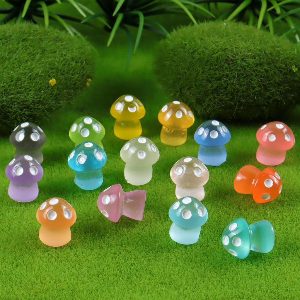 Mini Transparent Mushroom Ornaments for Moss Gardens and Balcony Potted Plants