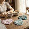 1 Pair Scald-proof Heart-shaped Hand Clip Cotton Insulation Pad  Baking