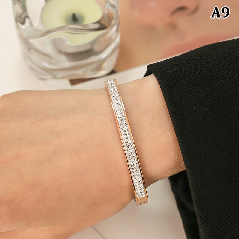 Simple Titanium Steel Gypsophila Bangle No Fading Light Luxury Temperament Full Diamond Bracelet For Women Jewelry