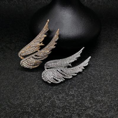 Mode Voll Diamant Flügel Brosche Retro Feder Brosche Persönlichkeit Nische Design Sinn Anstecknadel Weiblich