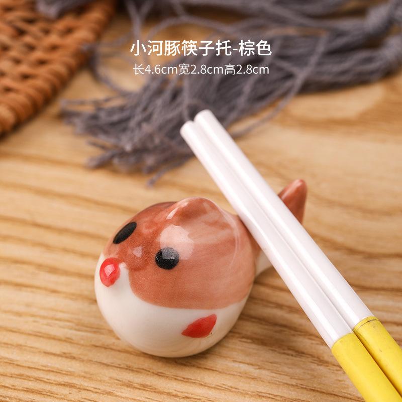 Clown Fish Shape Chopstick Holder Home Kitchen Table Decoration Ceramic Crafts Spoon Shelf Crucian Carp Puffer Fish Tea Pet