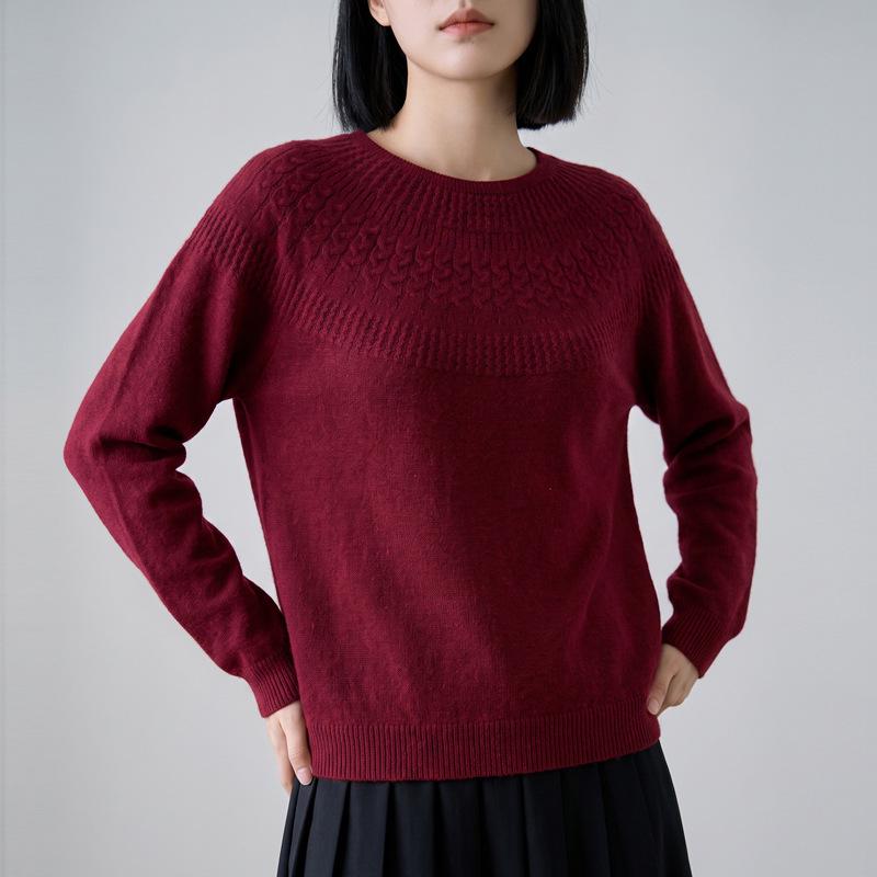 Women's Autumn Cable Knit Round Neck Pullover Sweater