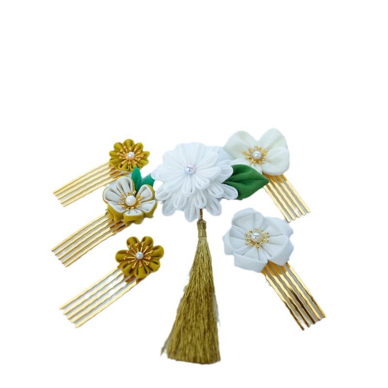 

Набор заколок для волос ручной работы с цветами Цумами Дзаику – Японские аксессуары Вафу для кимоно в стиле Мори Гёрл XT0005 грязно-белый