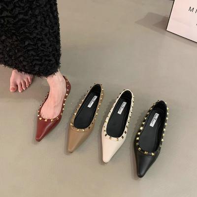 Fashion Flat Shoes for Women 2025 Spring and Autumn New Pointed Rivet New Black Plus Size Women's Shoes 41 42 43 Zapatillas Mujer