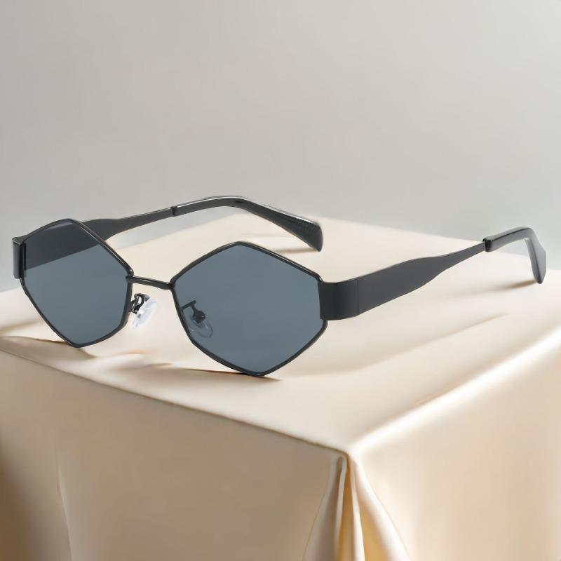 New diamond shaped sunglasses for women metal small frame concave design photography Sun Glasses