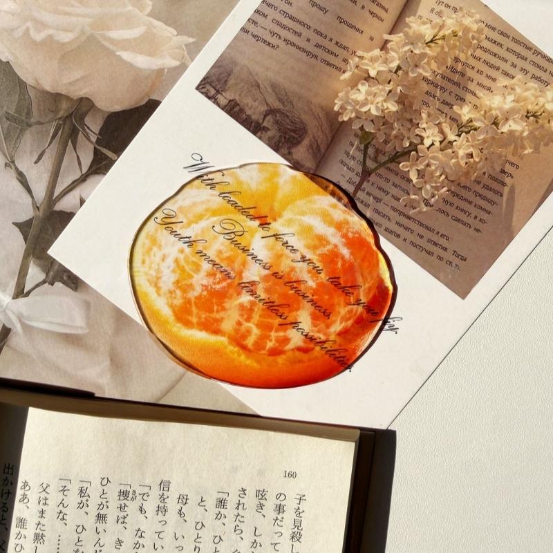 Marque-page en acrylique en forme de fruit Pomme Raisin Simulation Marque-page de lecture transparent Papeterie d'apprentissage Jouet pour enfants Cadeau