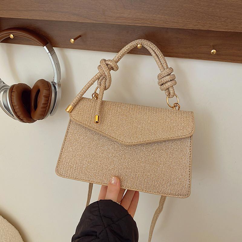 Trendy Minimalist Shoulder Bag Fashionable Handbag For Women Perfect For Spring Summer 2024