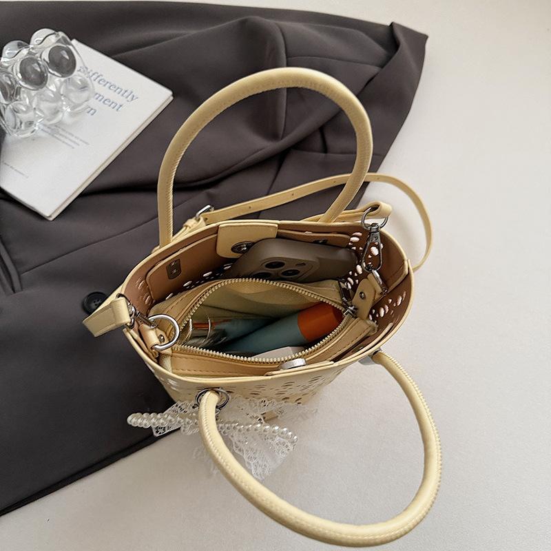 Bag Women's Hollow Bucket Bag Fashion Versatile Handbag Casual Shoulder Messenger Bag Commuter Bag