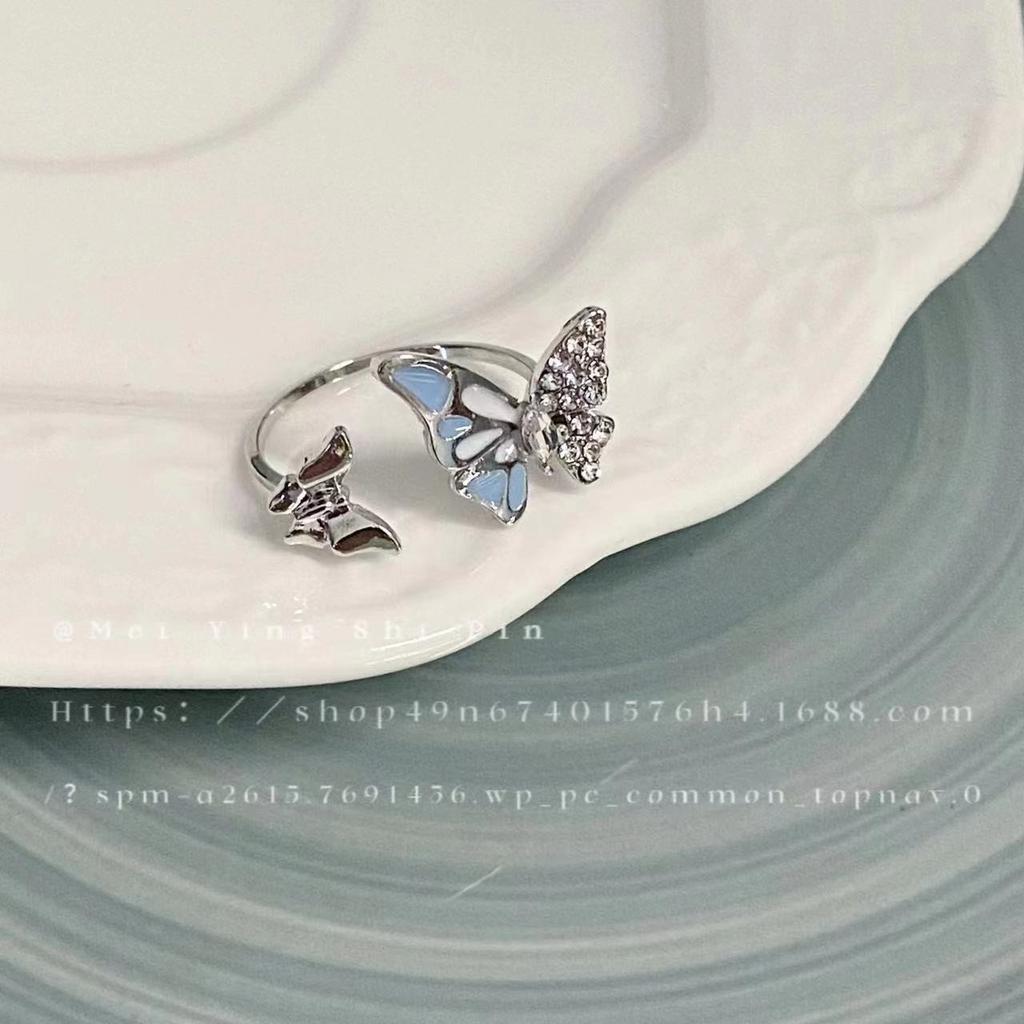 Fairy retro butterfly pendant necklace female new exquisite high-end court style butterfly opening ring