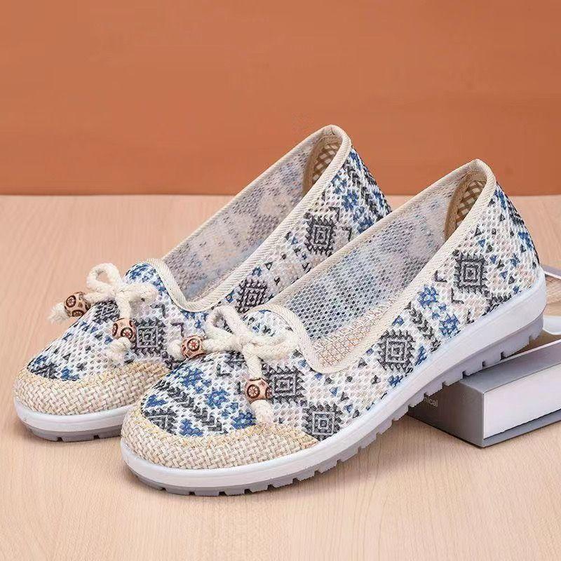Summer Cloth Shoes for Women Non Slip Breathable Hollow Sandals Flat Bottomed Thin Wear-resistant