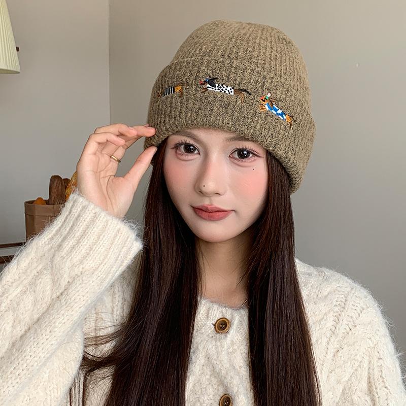 Cute Puppy Woolen Hat Autumn and Winter Outdoor Commuting Versatile Warm Pullover Hat Korean Cute Little Face Showing Knitted Hat