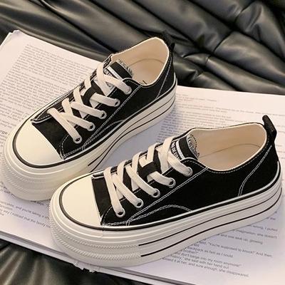 Plateau-Canvas-Schuhe Damen 2025 neu Frühling und Sommer mit Röcken vielseitig beliebt Muffin Sport und Freizeit Board Schuhe Kindermodelle