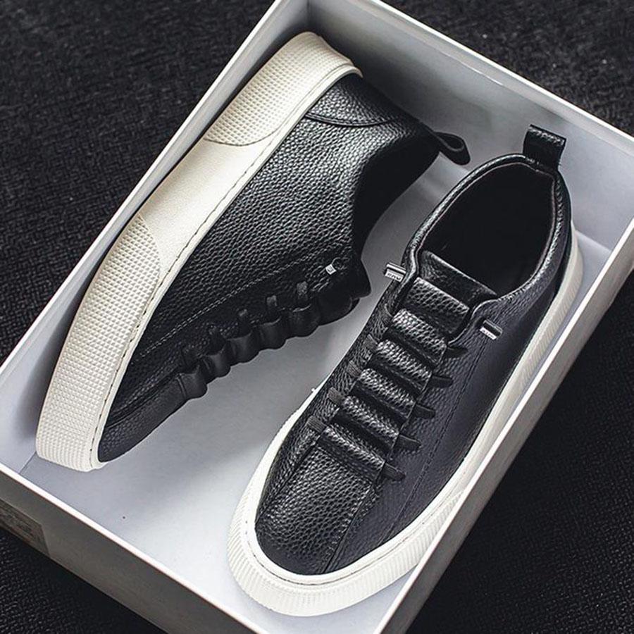 Adidași la Modă pentru Bărbați 2024 Modă de Primăvară Casual cu Șireturi Vârf Rotund Plat Alb Pantofi Sport de Alergare pentru Bărbați Zapatillas Deportivas Hombre