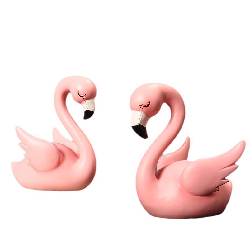Nordic Pink Flamingo Heart Resin Ornament for Living Room or Bedroom Decor