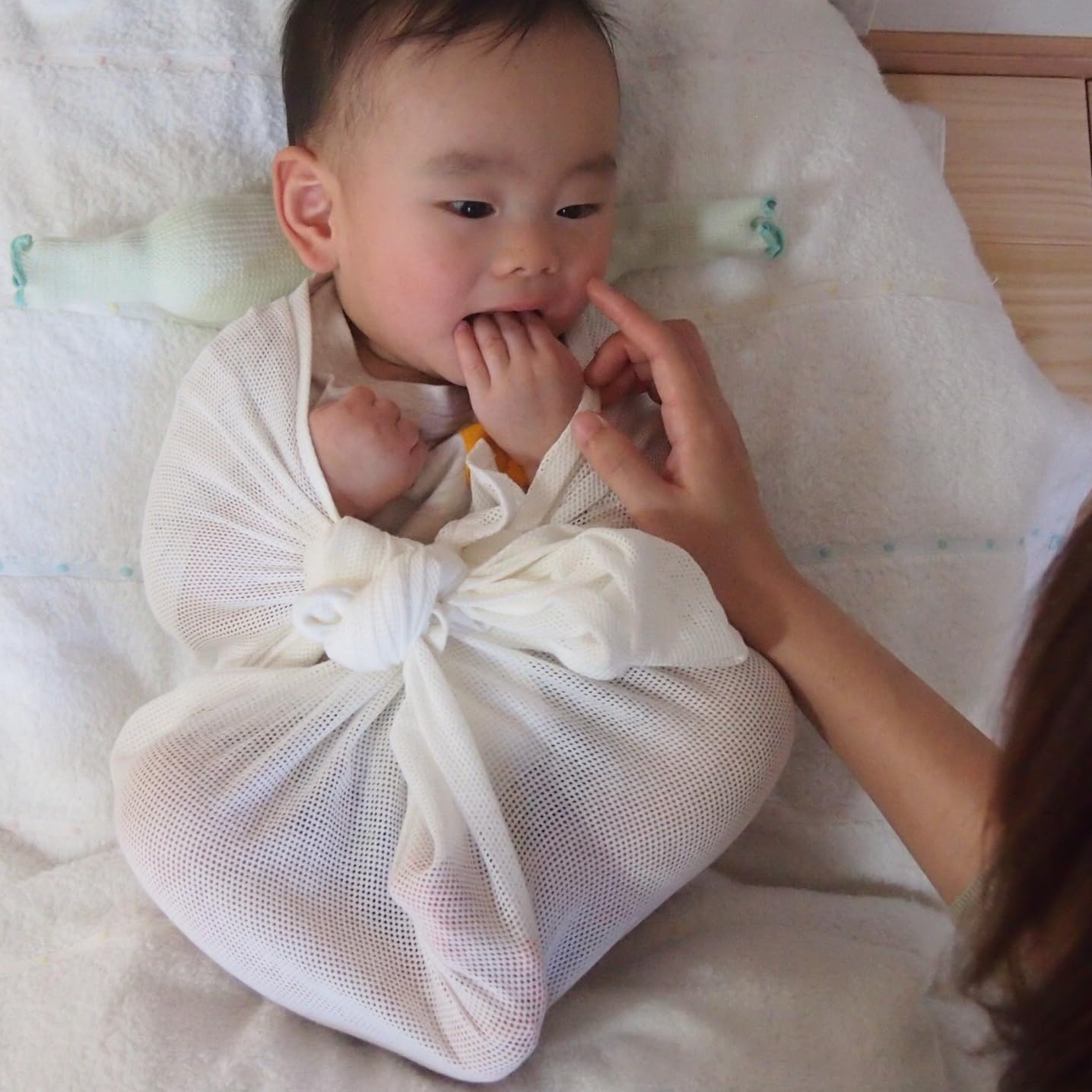 

Set of 2 Hinamaki Baby Swaddles for babies weighing approximately (MS Size) 4-7kg