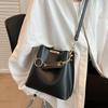 Adjustable Shoulder Faux Simple Chain Zipper Large Perfect for and Office Cute and Stylish Gift Women's Bag, Crossbody, Leather, Design, Charm,