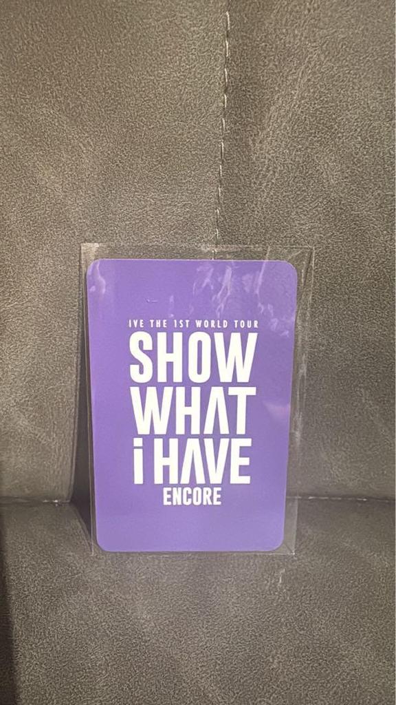 [USED] Final Price Reduction IVE SHOW WHAT I HAVE Feather Pin Trading Card Rei