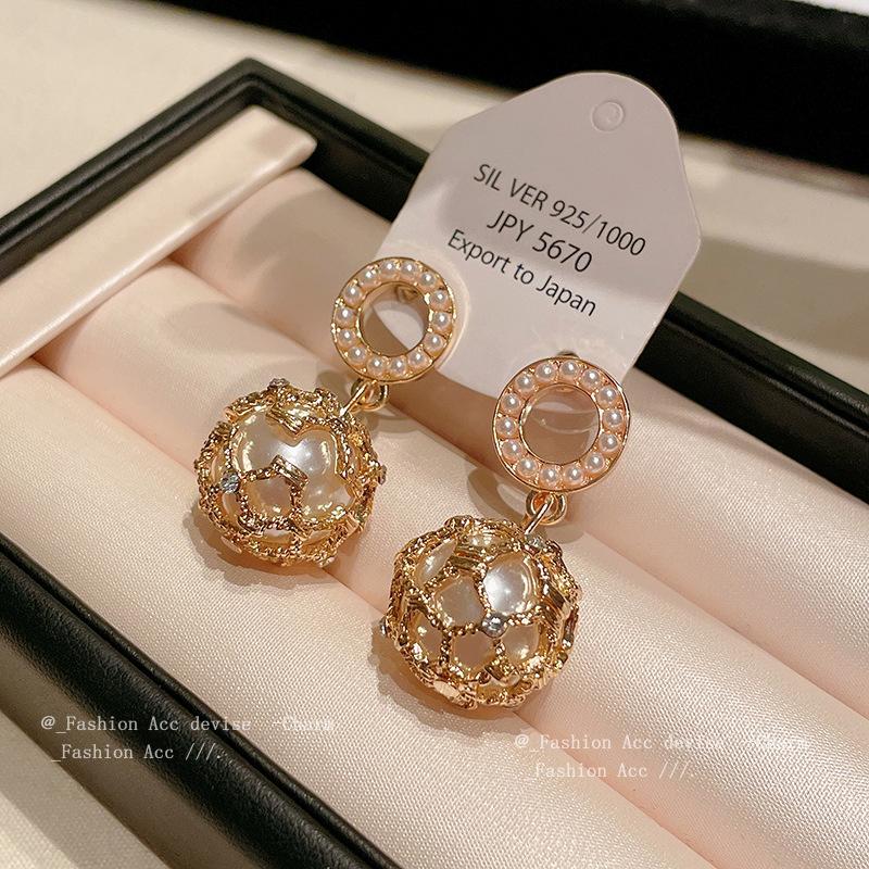 Silver Needle Diamond Pearl Geometric Earrings Retro Light Luxury Premium Earrings Niche Versatile Design Earrings