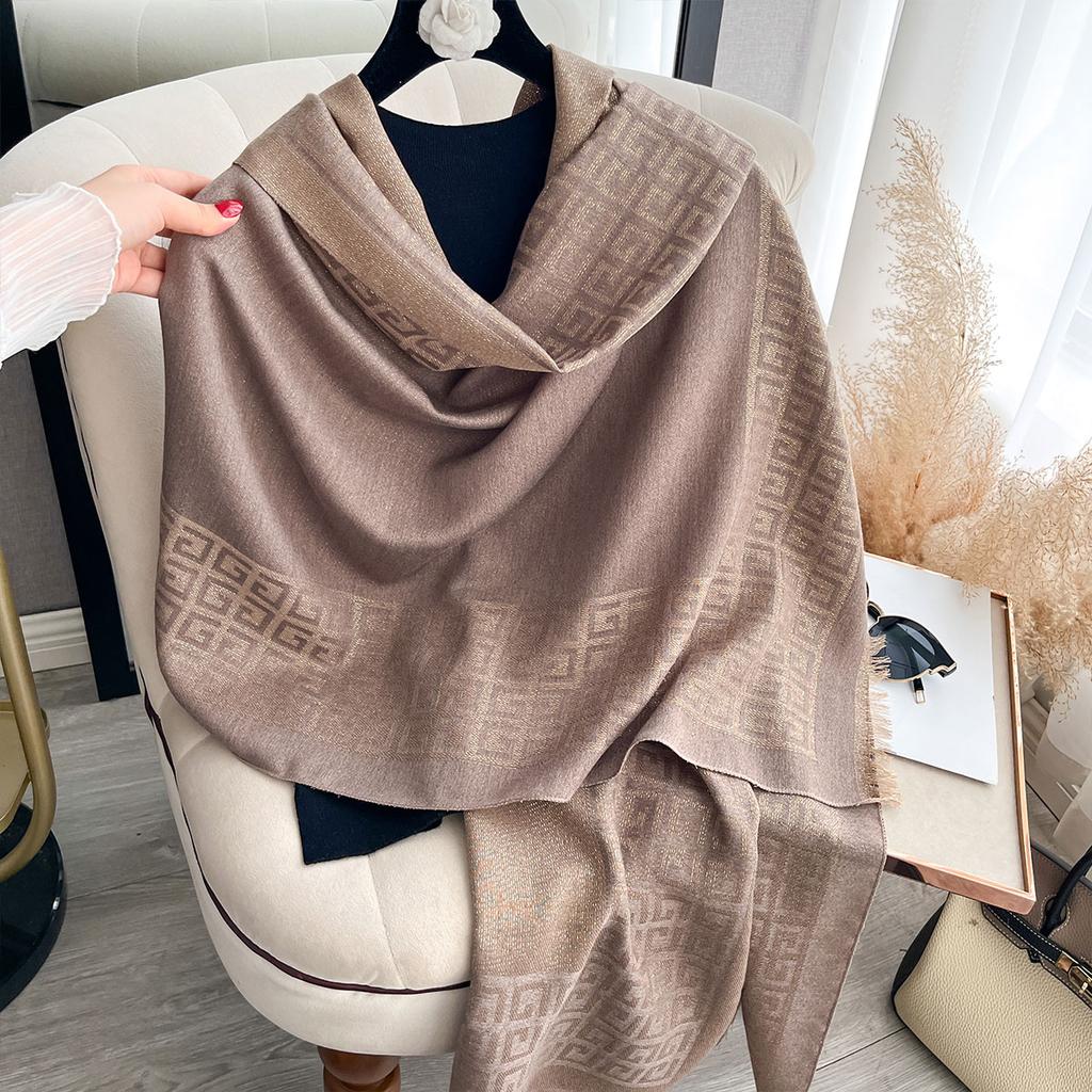 Elegant Ladies Muslim Hijab Golden Thread Long Scarf With Spring and Autumn Sun Protection Scarf Decoration Shawl Wrap Headscarf