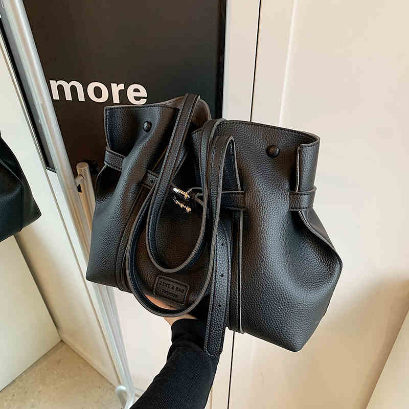 

Высококачественные сумки-тоуты из искусственной кожи большой вместимости для женщин, осень-зима, однотонные сумки через плечо для поездок на работу, винтажные женские сумки