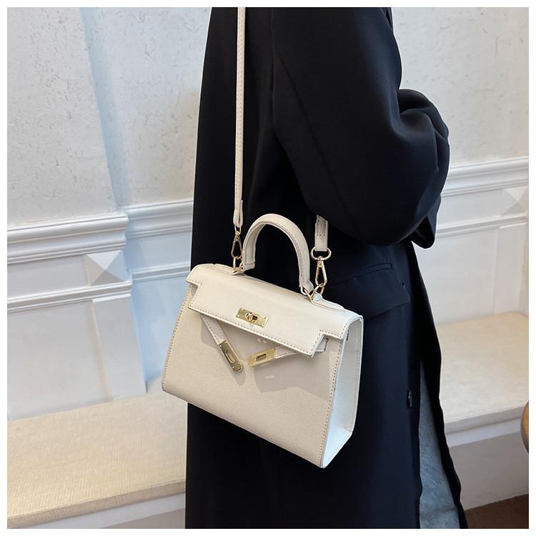 2024 New Stylish Urban Minimalist Small Shoulder Bag Women's Cross-border Texture Portable Bag