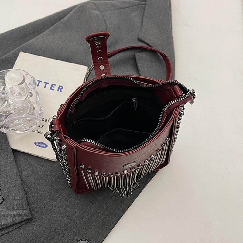 Mini Punk Style Crossbody Bags Women Rivets and Tassels Retro Bags Small Messenger Bags Fashion Vintage Packages CLE