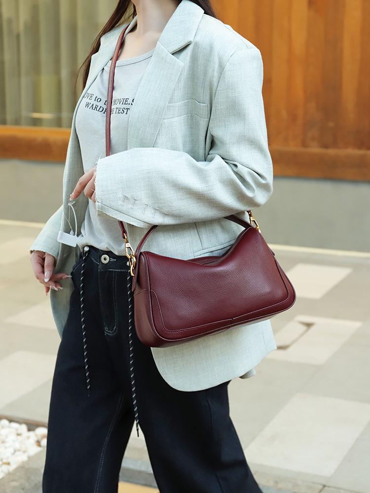 Spring 2025 Versatile One-Shoulder Pebbled Cowhide Boston Crossbody Bag for Women