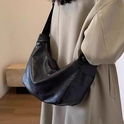 Spring and Summer Soft Leather Dumpling Bag Retro Large-capacity Commuter Bag 2025 New Women's Bag Casual One-shoulder Messenger Tote Bag