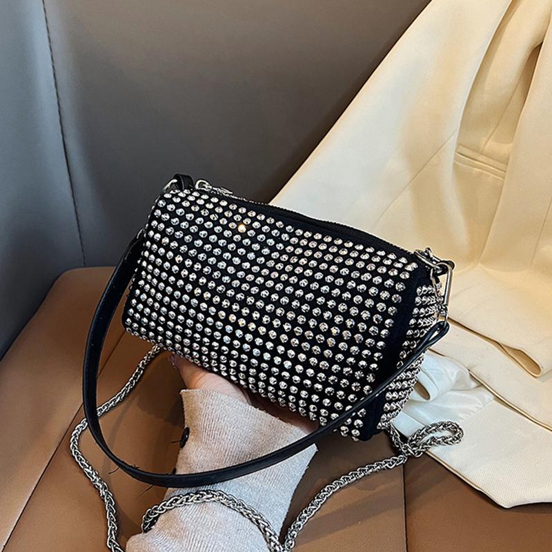 Spring and Summer Small Bags 2024 New Trend Personalized Color Diamond Pillow Bag Chain Shoulder Personalized Crossbody Bag