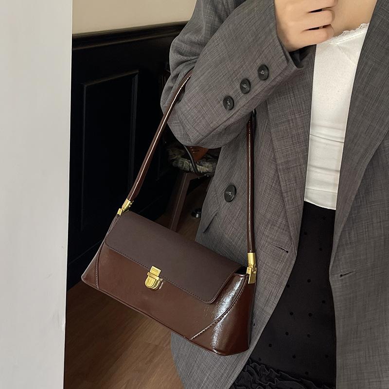 Premium French Niche Bag 2025 New Trendy Internet Celebrity Handheld Underarm Bag Versatile Shoulder Casual Baguette Bag