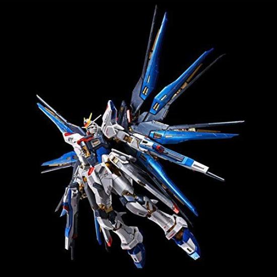 RG Strike Freedom Gundam 1/144 [Wykończenie Tytanowe]
