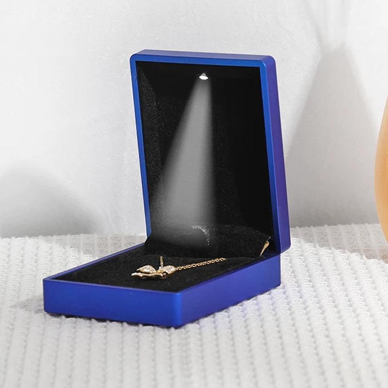 Creative Heart-shaped LED Diamond Ring High-end Illuminated Necklace Gift Boxes Proposal Gift Packaging Jewelry Boxes