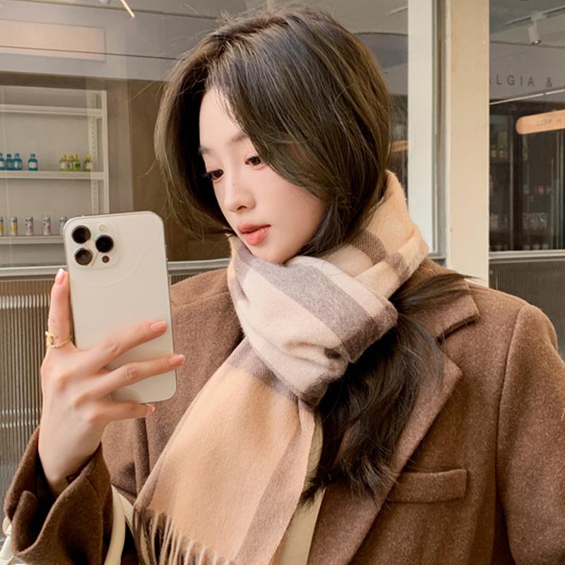 Classic Large Plaid Scarf For Men And Women Couples Korean Style Versatile Warm Neck Scarf Fashionable Gift