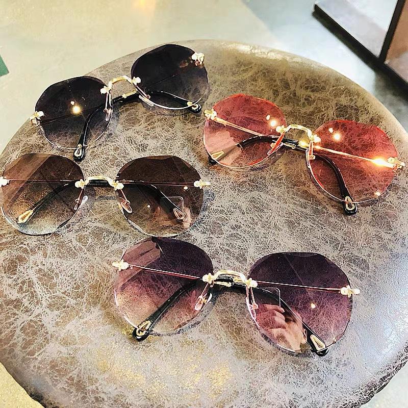 New sunglasses trendy personalized sunglasses fashion frameless sunglasses women's European and American trimmed polygons