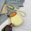Unique Design Shoulder Cross Body Bags For Women Boxing Gloves Shape Small Handbag 2026 Latest Fashi Trends Casual Phe Bags