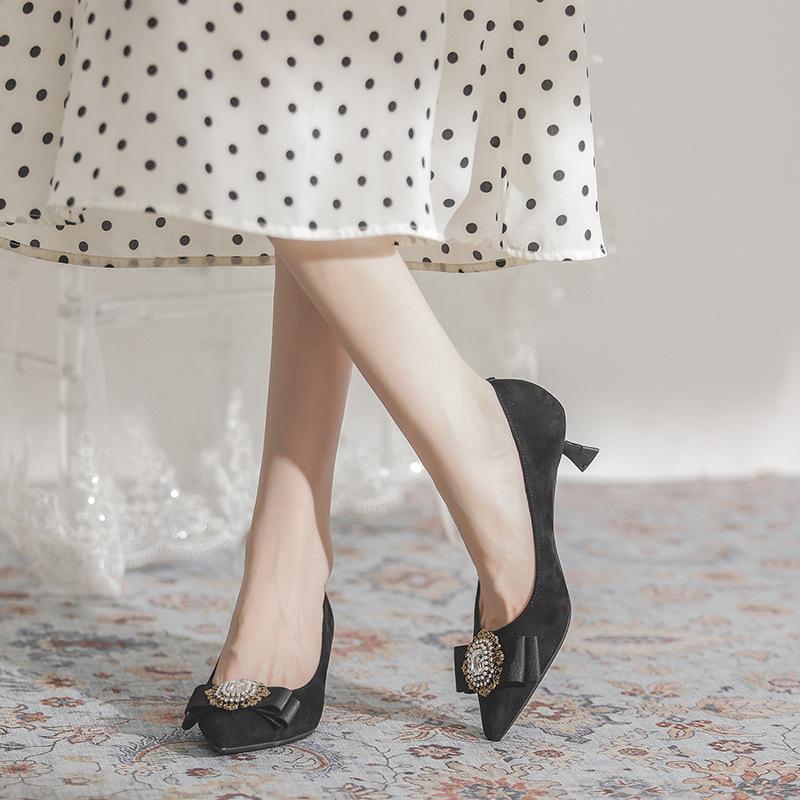 French Retro Diamond Buckle Single Shoes Women's 2025 Early Spring New Suede Special-shaped Heel Fashionable and Elegant Shallow High Heels