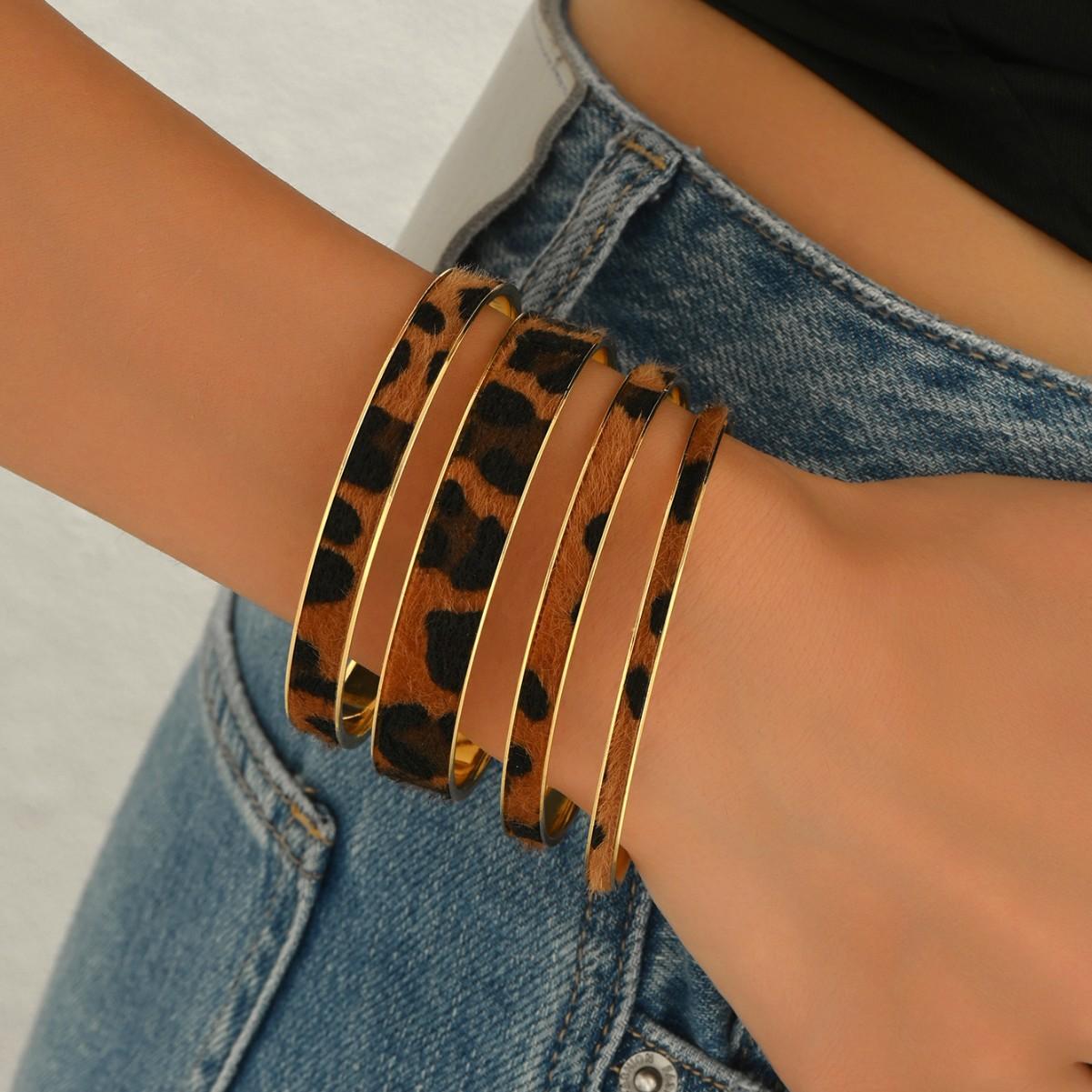 

4 шт. Браслет Spice Girl Сладкий и Крутой Леопардовый принт Глянцевый Набор многослойных браслетов Уличный тренд Нишевые украшения