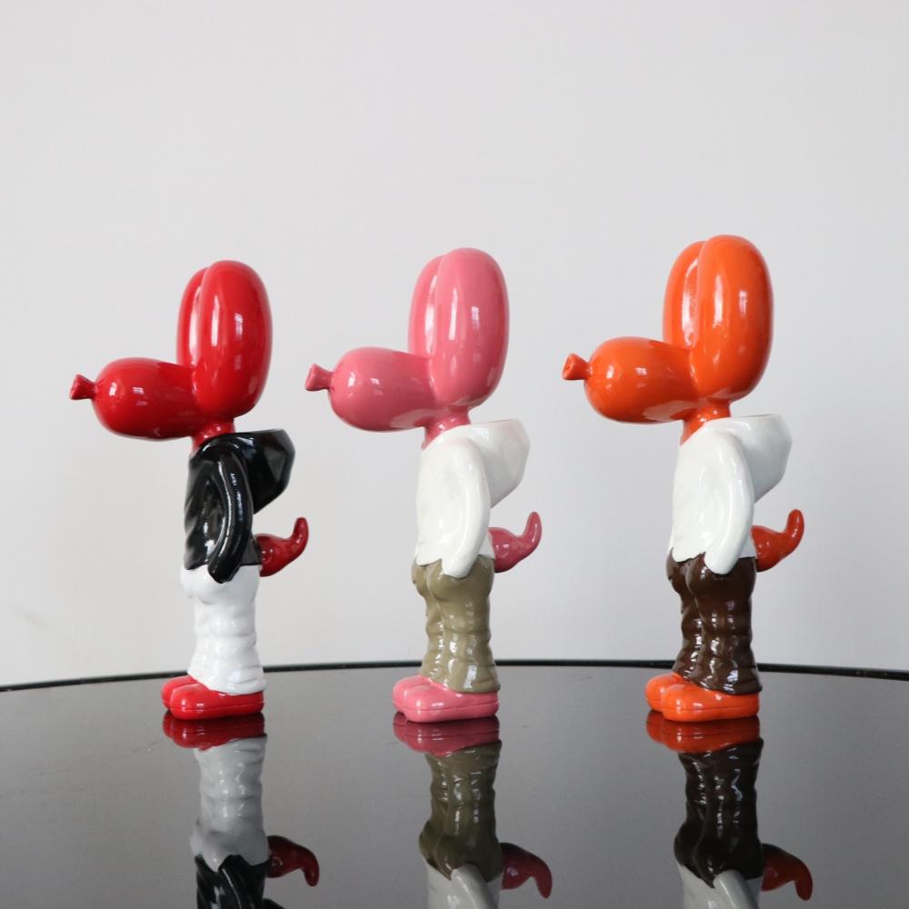 Resin Insert Pocket Balloon Dog Figurines Street Art trend Doll Ornament Fashion Indoor Home Office Desktop TV Cabinet Decor